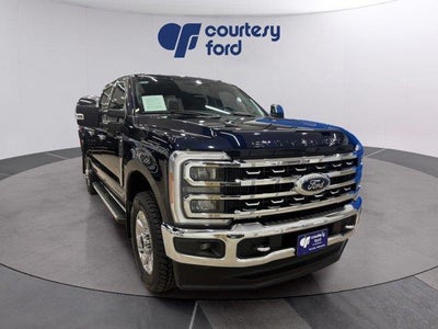 2023 Ford F-350 Super Duty 4X4 Lariat 4DR Crew Cab 6.8 FT. SB SRW Pickup