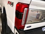 2023 F-350 Super Duty Thumbnail 12