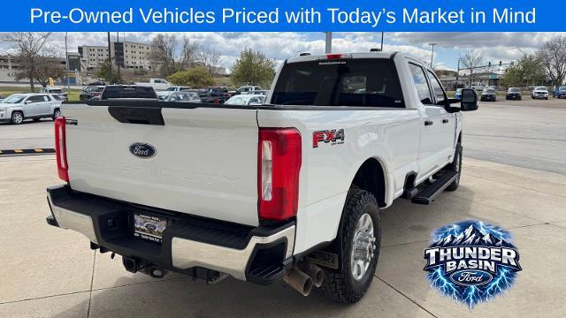 2023 Ford F-350 Super Duty Platinum