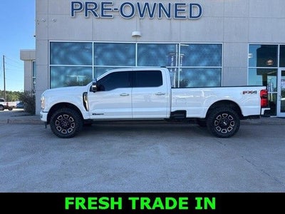 2023 Ford F-350 Super Duty 4X4 Platinum 4DR Crew Cab 6.8 FT. SB SRW Pickup