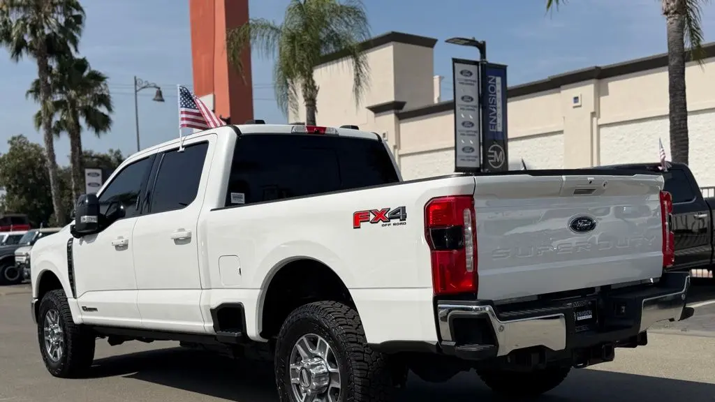 2024 Ford F-350 Super Duty Platinum