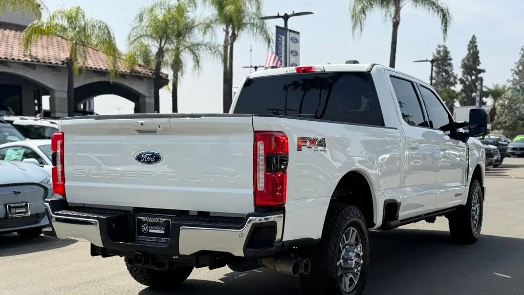 2024 Ford F-350 Super Duty Platinum