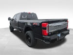 2024 F-350 Super Duty Thumbnail 2