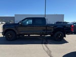 2025 F-350 Super Duty Thumbnail 2