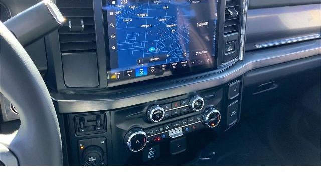 2025 Ford F-350 Super Duty Platinum