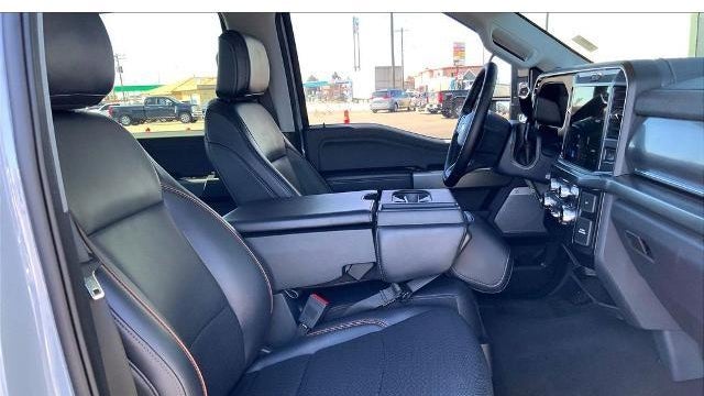 2025 Ford F-350 Super Duty Platinum