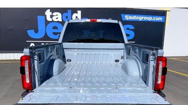 2025 Ford F-350 Super Duty Platinum