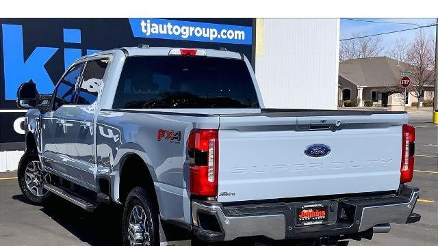 2025 Ford F-350 Super Duty Platinum