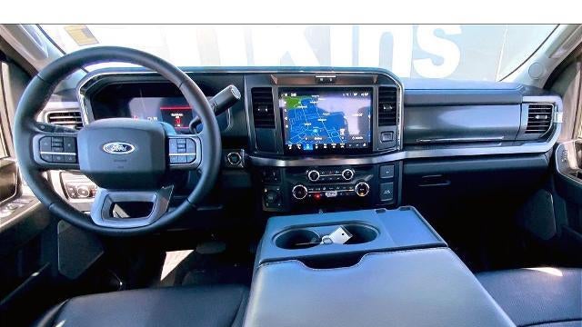 2025 Ford F-350 Super Duty Platinum