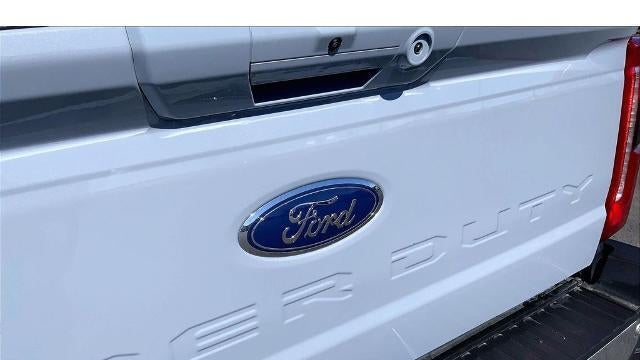 2025 Ford F-350 Super Duty Platinum