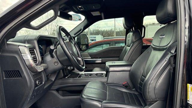 2025 Ford F-350 Super Duty XLT