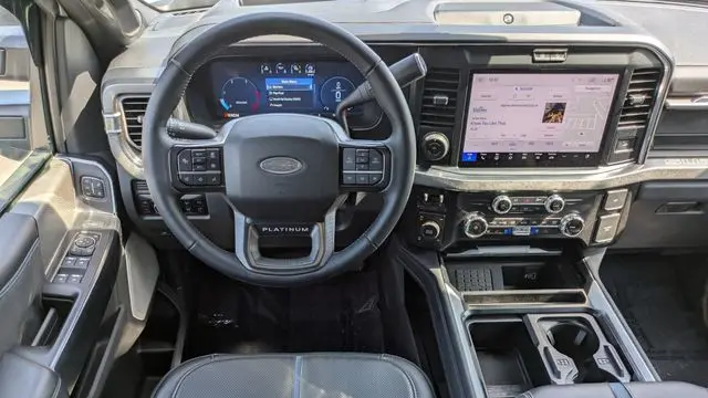 2025 Ford F-350 Super Duty King Ranch