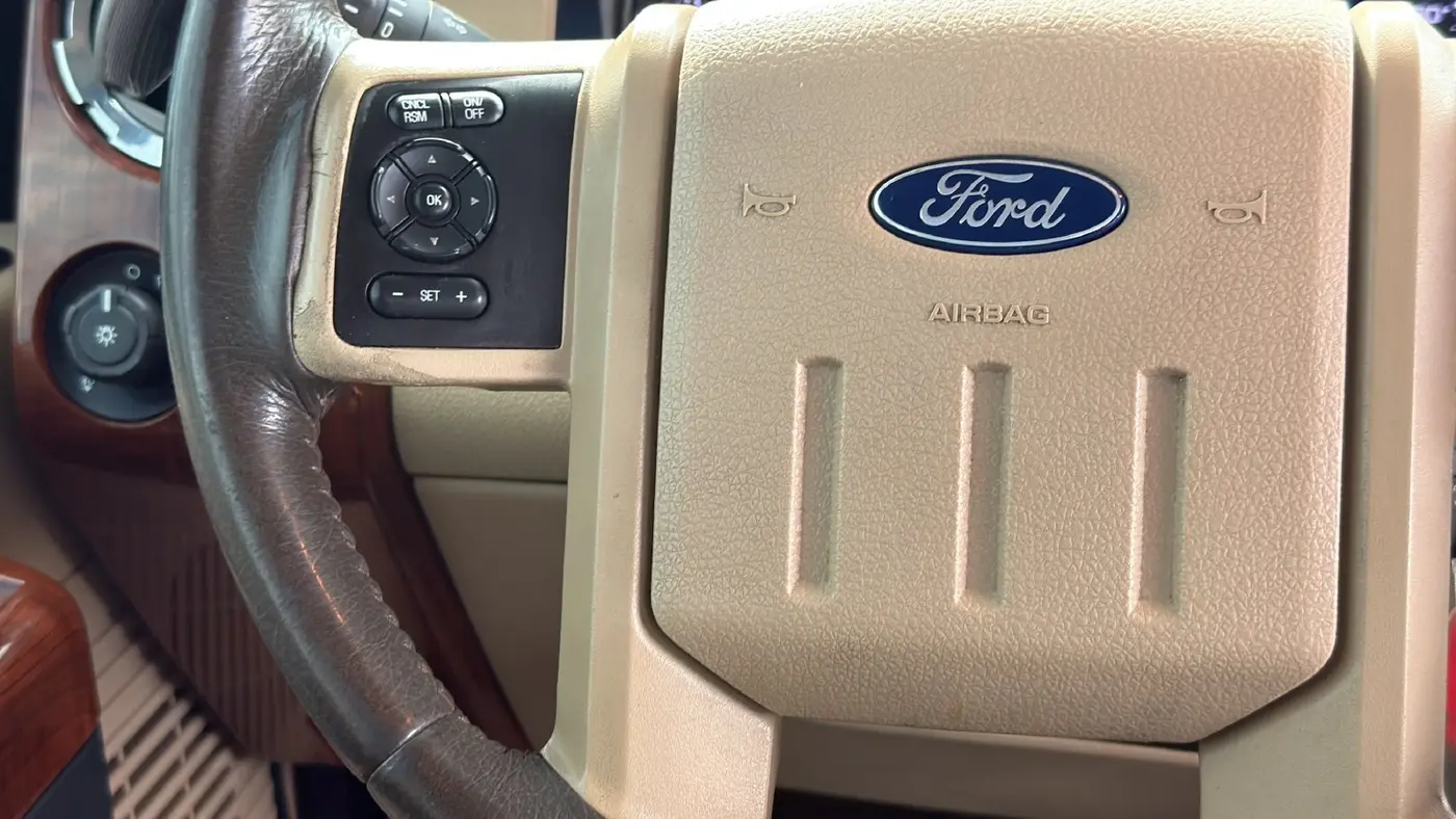 2016 Ford F-350 - $26,684