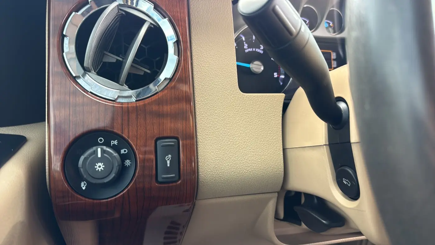 2016 Ford F-350 - $26,684