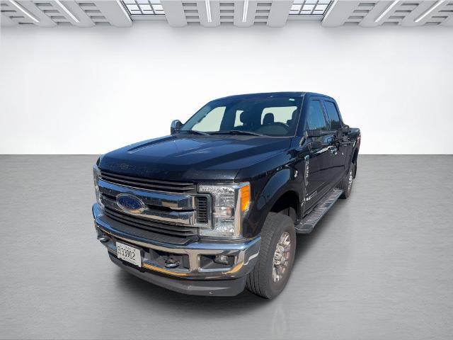 2017 Ford F-350 - $42,999