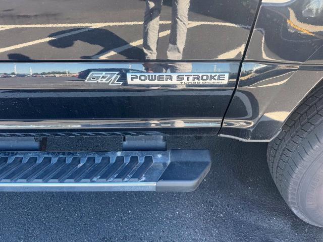 2017 Ford F-350 - $42,999