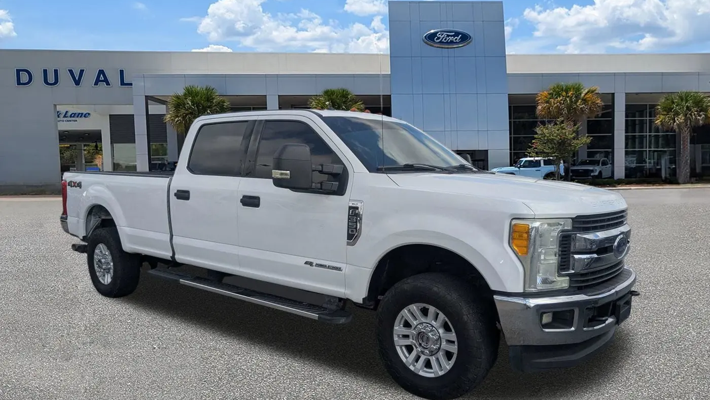 2017 Ford F-350 Super Duty Platinum