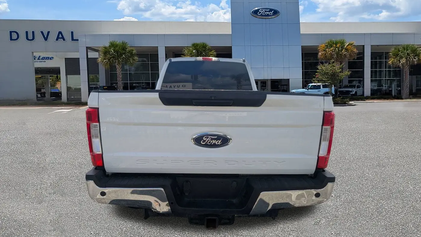 2017 Ford F-350 Super Duty Platinum