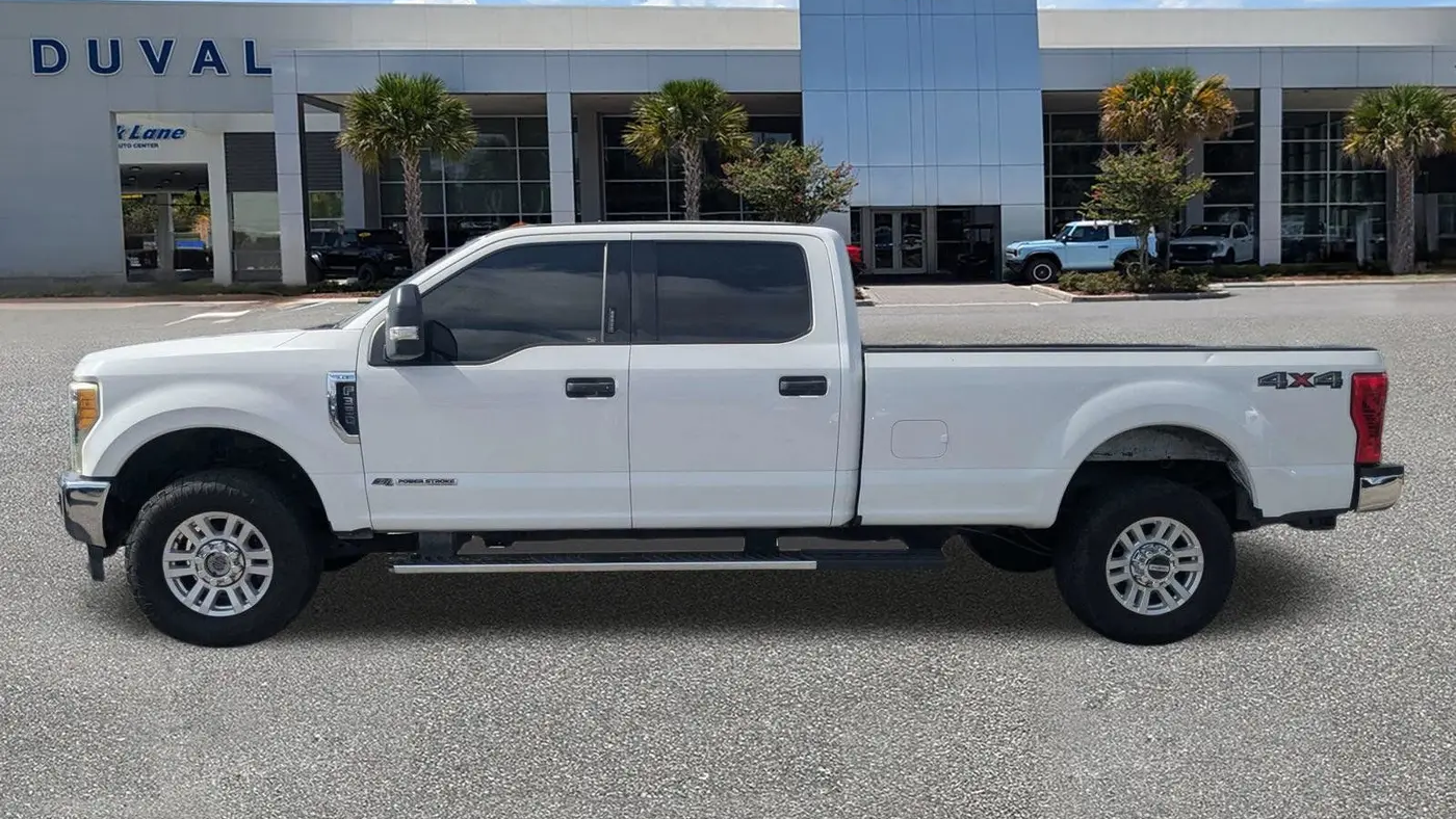 2017 Ford F-350 Super Duty Platinum