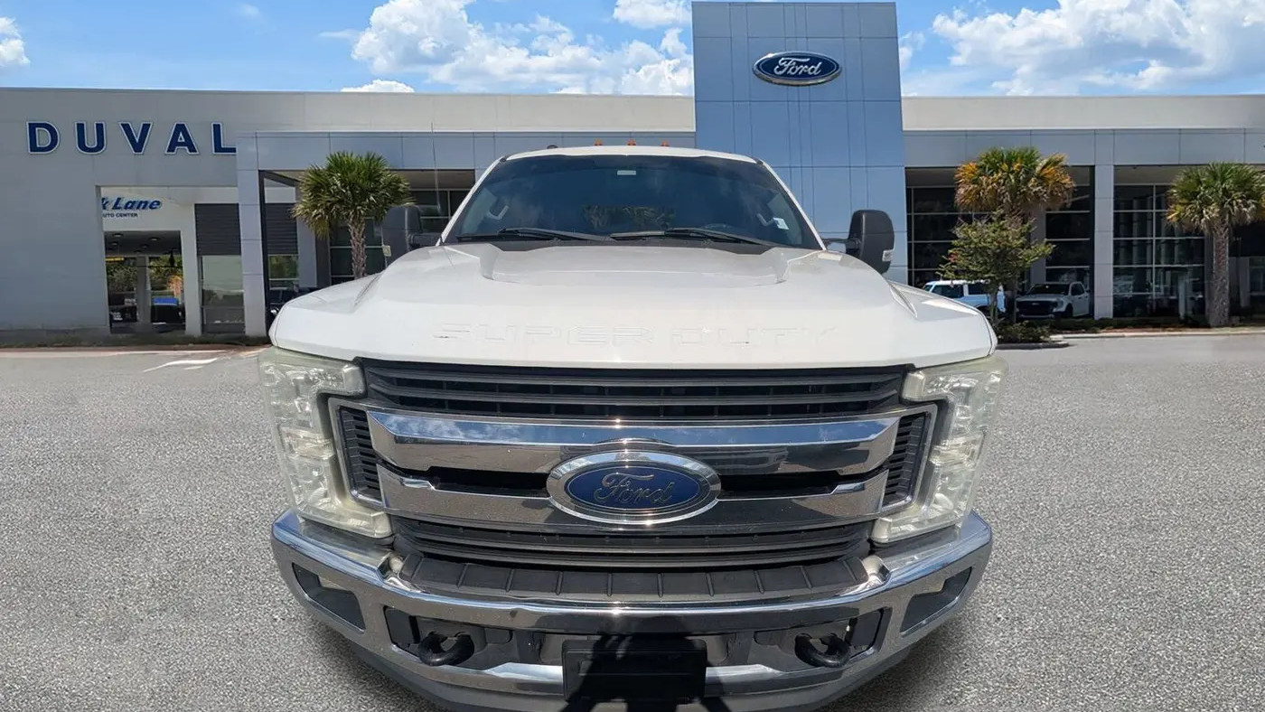 2017 Ford F-350 Super Duty Platinum