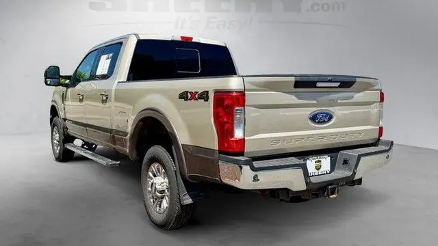 2017 Ford F-350 Super Duty XLT