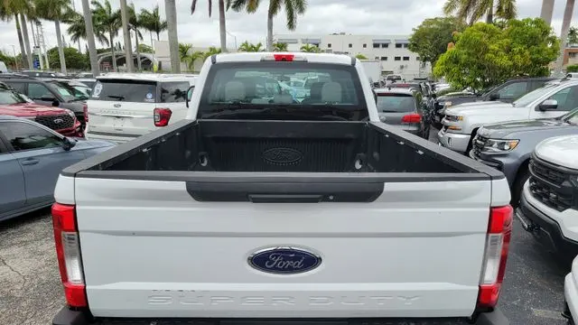 2017 Ford F-350 Super Duty XL