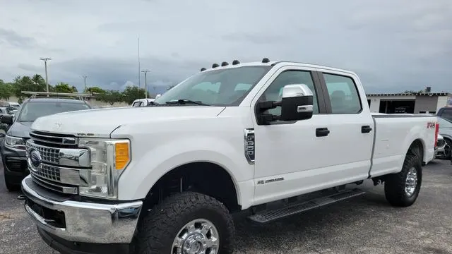 2017 Ford F-350 Super Duty XL