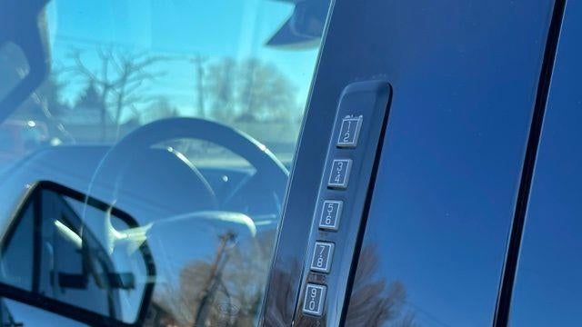 2017 Ford F-350 Super Duty Lariat