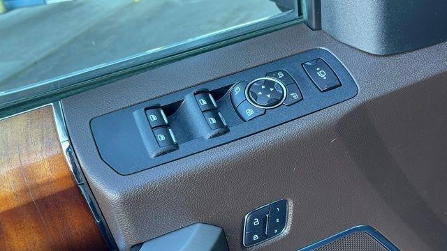 2017 Ford F-350 Super Duty Lariat