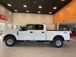 2022 F-350 Super Duty Thumbnail 2
