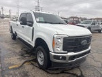 2023 F-350 Super Duty Thumbnail 3