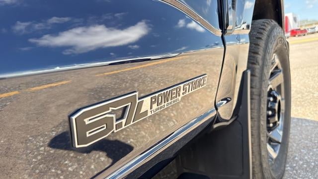 2023 Ford F-350 Super Duty Platinum
