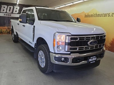 2023 Ford F-350 Super Duty 4X4 XLT 4DR Crew Cab 6.8 FT. SB SRW Pickup