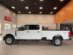 2024 F-350 Super Duty Thumbnail 2