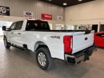 2024 F-350 Super Duty Thumbnail 3