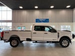 2024 F-350 Super Duty Thumbnail 6