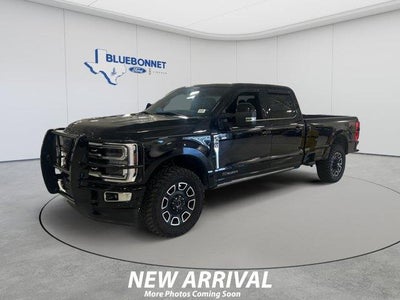 Photo of a 2024 Ford F-350 Super Duty 4X4 Platinum 4DR Crew Cab 6.8 FT. SB SRW Pickup for sale