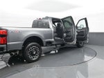 2024 F-350 Super Duty Thumbnail 32