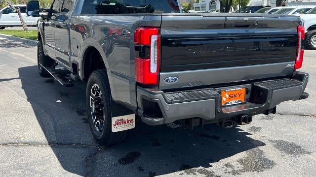 2025 Ford F-350 Super Duty XLT
