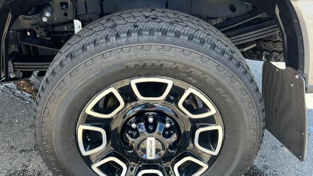 2025 Ford F-350 Super Duty XLT