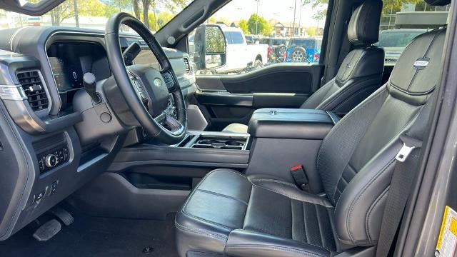 2025 Ford F-350 Super Duty XLT