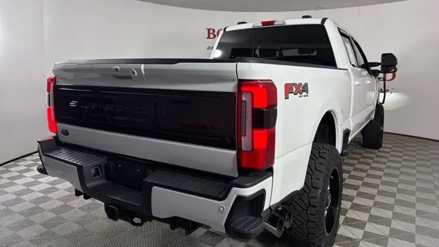 2025 Ford F-350 Super Duty King Ranch