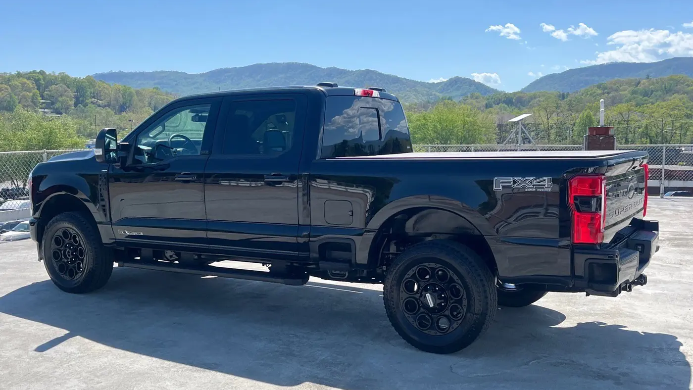 2025 Ford F-350 Super Duty King Ranch