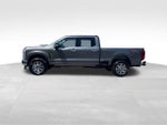 2025 F-350 Super Duty Thumbnail 2