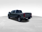 2025 F-350 Super Duty Thumbnail 3