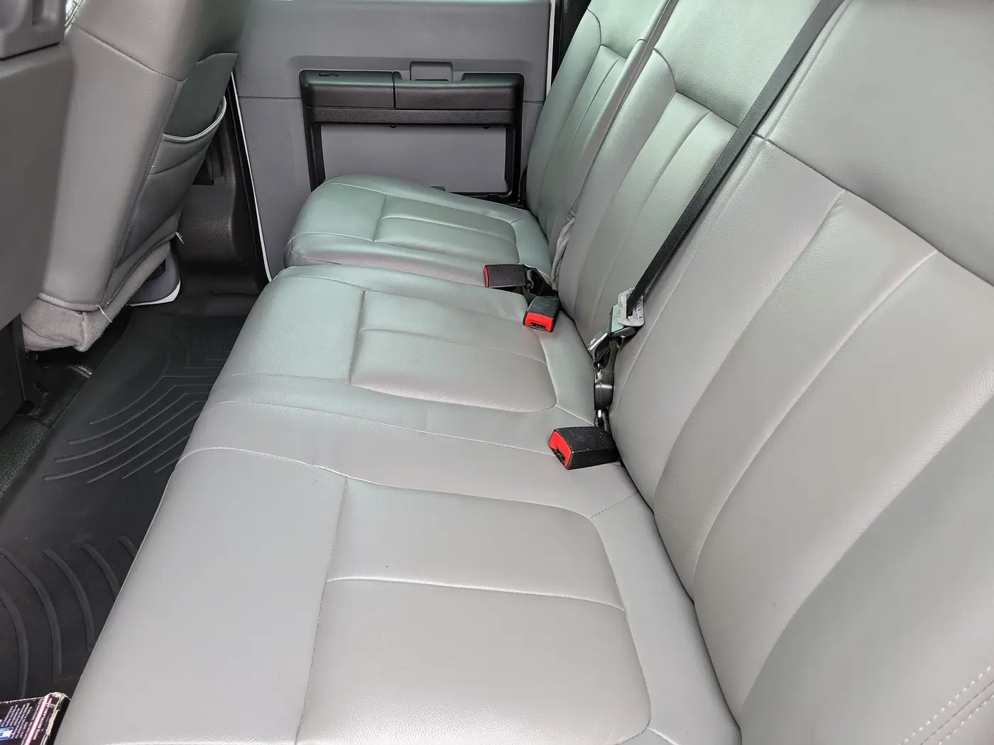 2015 Ford F-350 - $20,489