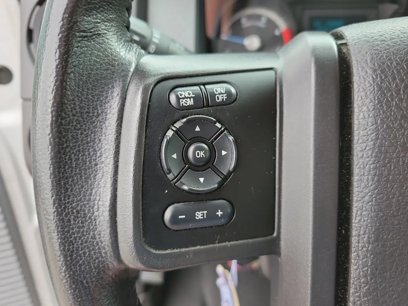 2015 Ford F-350 - $20,489