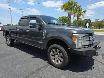 2017 Ford F-350 Super Duty 4X4 Platinum 4DR Crew Cab 6.8 FT. SB SRW Pickup