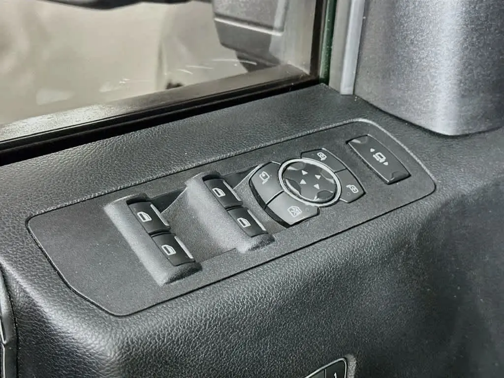 2019 Ford F-350 - $38,053