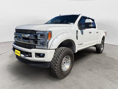 2019 Ford F-350 Super Duty 4X4 Limited 4DR Crew Cab 6.8 FT. SB SRW Pickup